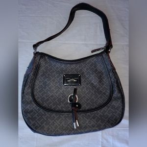 Tommy Hilfiger TH vintage shoulder purse